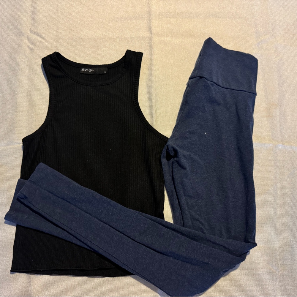 Black Tank Top and Blue Leggings Set